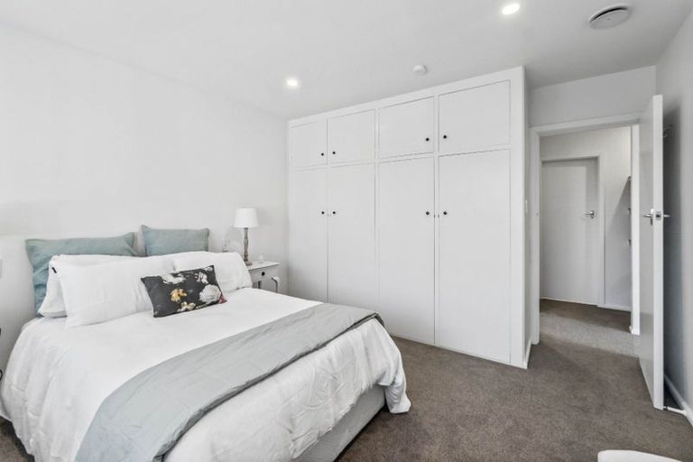 Photo of property in 1/104a Idris Road, Bryndwr, Christchurch, 8052