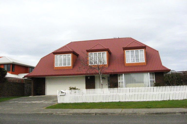 Photo of property in 43 Moana Street, Rosedale, Invercargill, 9810