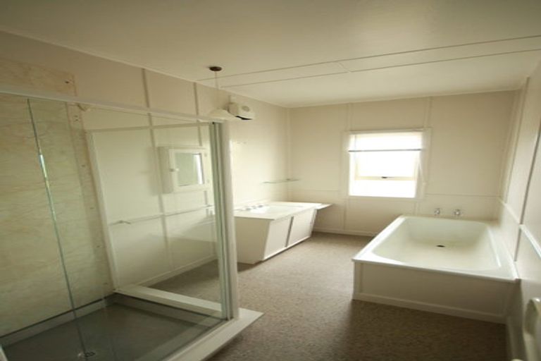 Photo of property in 30 Chelmsford Street, Windsor, Invercargill, 9810