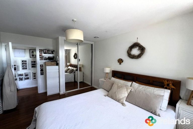 Photo of property in 1/145 Wilsons Road, Saint Martins, Christchurch, 8022