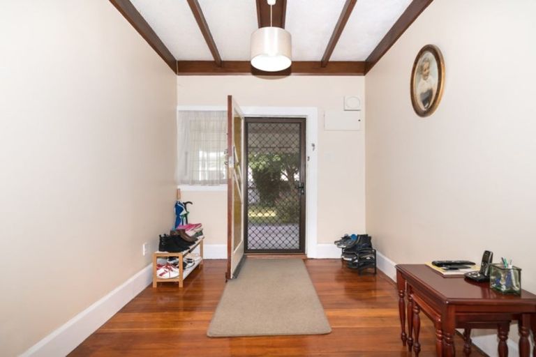 Photo of property in 44 Chelwood Street, Takaro, Palmerston North, 4412