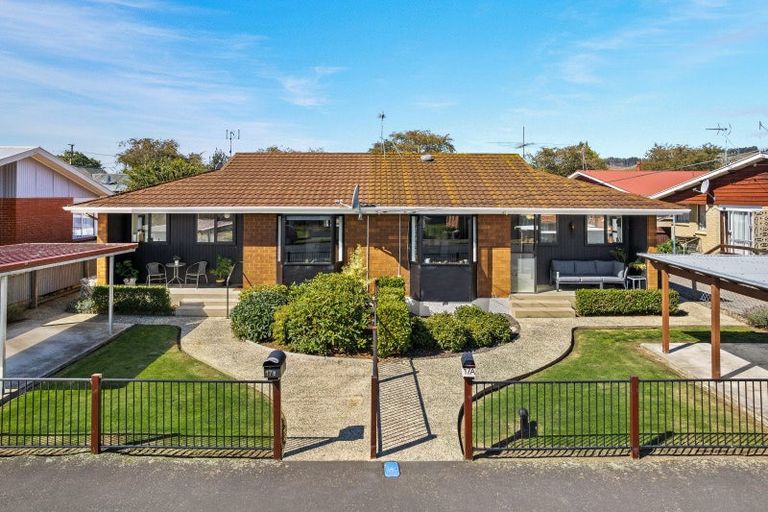 Photo of property in 17 Argyle Street, Mornington, Dunedin, 9011