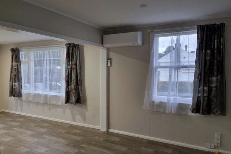 Photo of property in 4c Drummond Street, Eketahuna, 4900