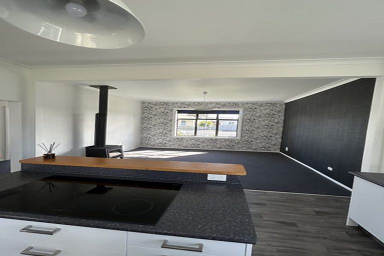 Photo of property in 16 Douglas Street, Balclutha, 9230