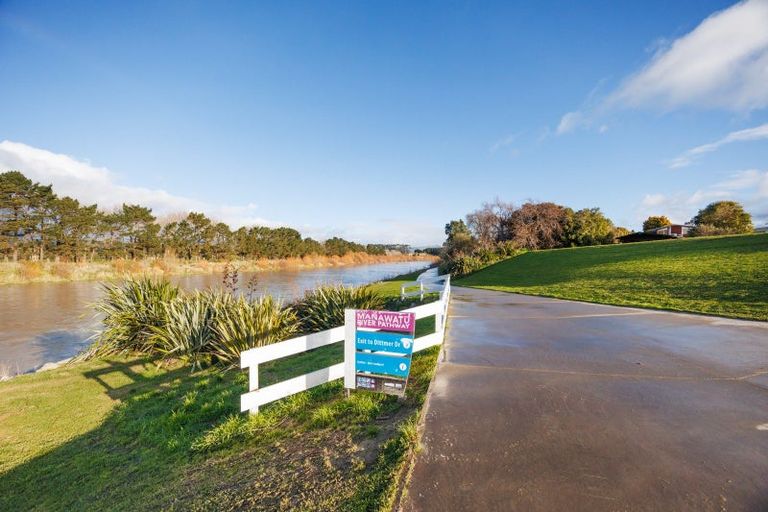 Photo of property in 7 Dittmer Drive, Awapuni, Palmerston North, 4412