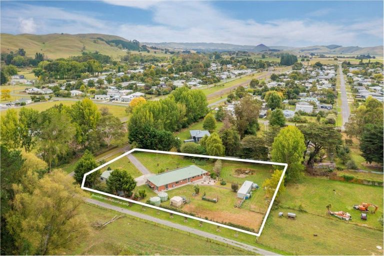 Photo of property in 8a Knorp Street, Otane, 4202