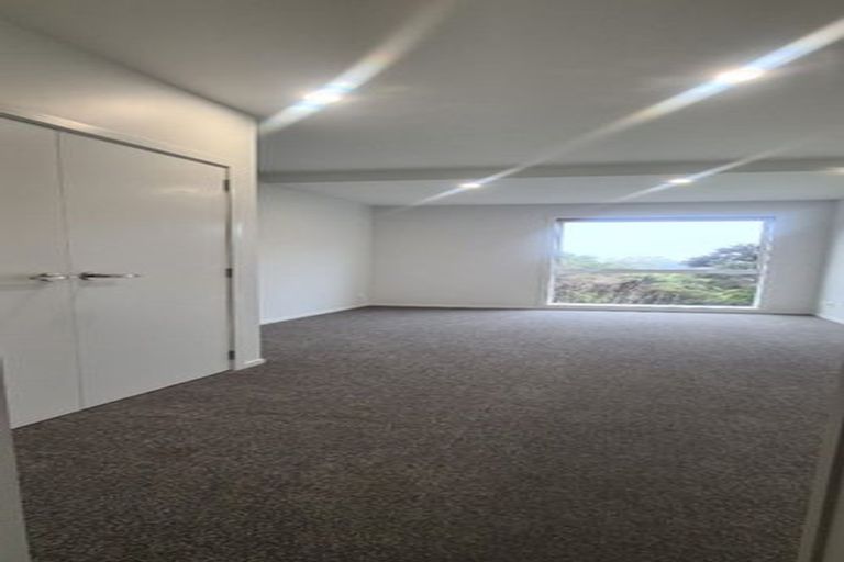 Photo of property in 16 Tai Lane, Whitby, Porirua, 5024