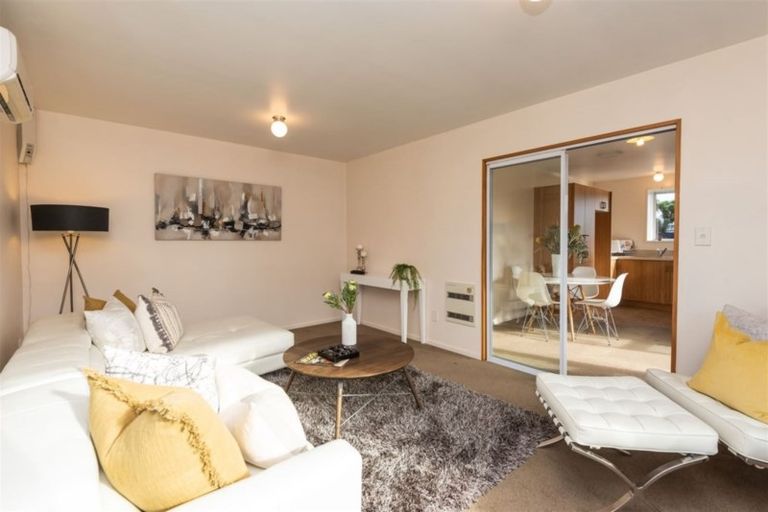 Photo of property in 1/5 Broadbent Street, Riccarton, Christchurch, 8041