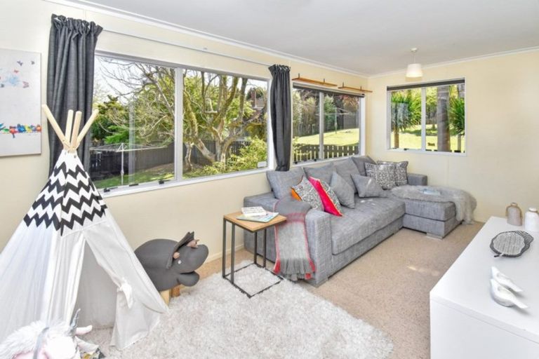 Photo of property in 20 Red Hill Road, Red Hill, Papakura, 2110
