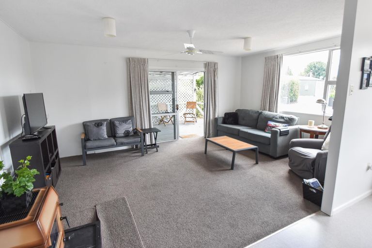 Photo of property in 42 Omahau Crescent, Twizel, 7901