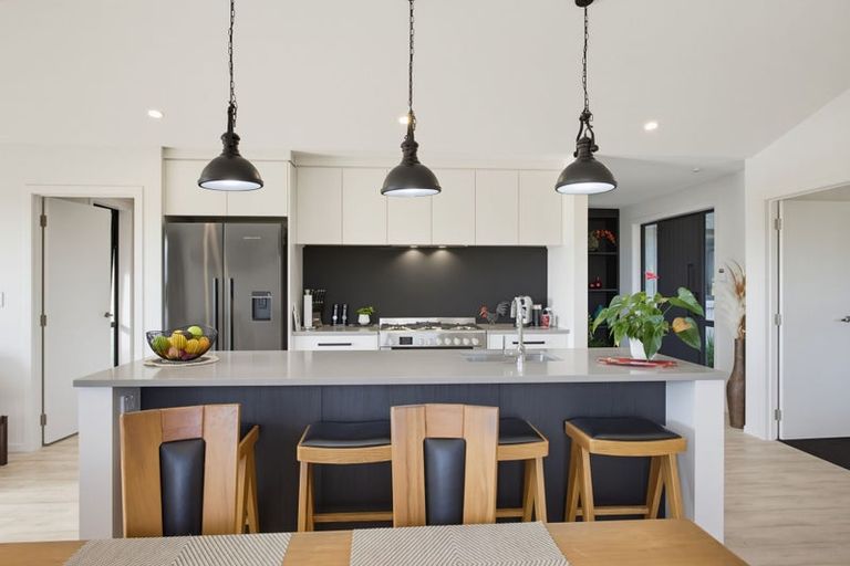 Photo of property in 3 Awatea Drive, Whitianga, 3510