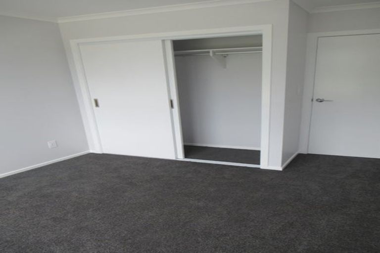 Photo of property in 28 Dahl Drive, Wallaceville, Upper Hutt, 5018