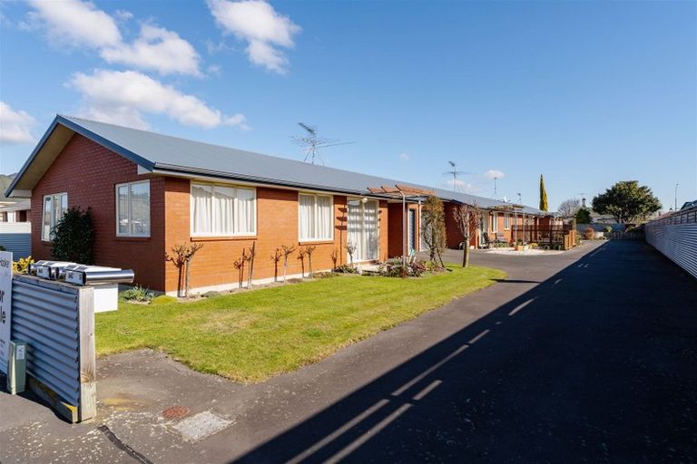 Photo of property in 54b Church Street, Mosgiel, 9024