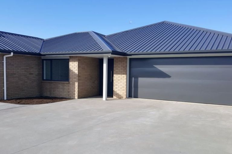 Photo of property in 23 Orchard Terrace, Riverhead, 0820