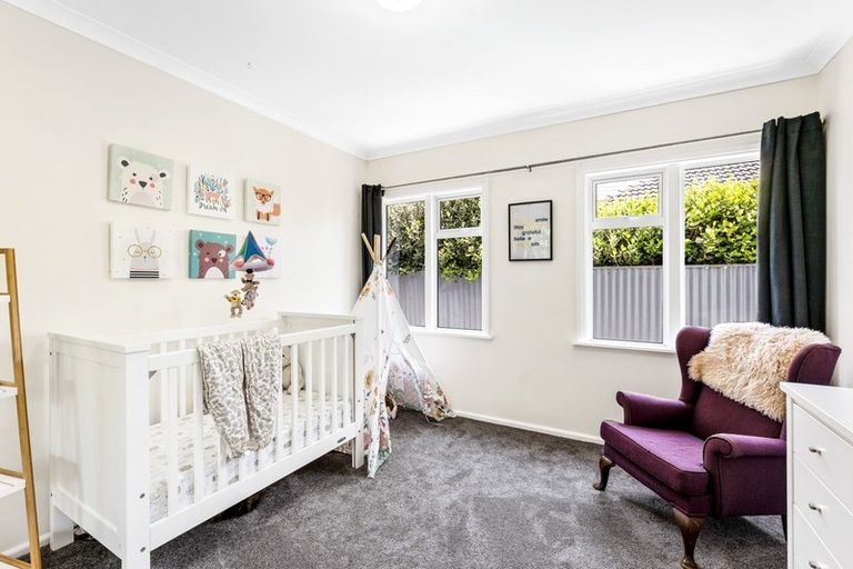 Photo of property in 310 Fergusson Drive, Heretaunga, Upper Hutt, 5018