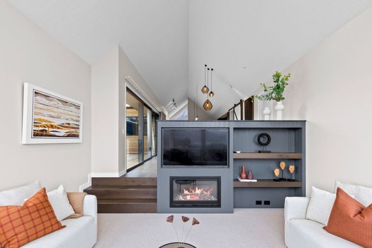 Photo of property in 4 Mckellar Drive, Jacks Point, Queenstown, 9371