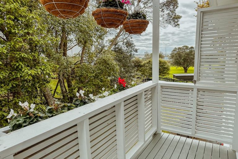 Photo of property in 4/80 Saint Marys Road, Saint Marys Bay, Auckland, 1011