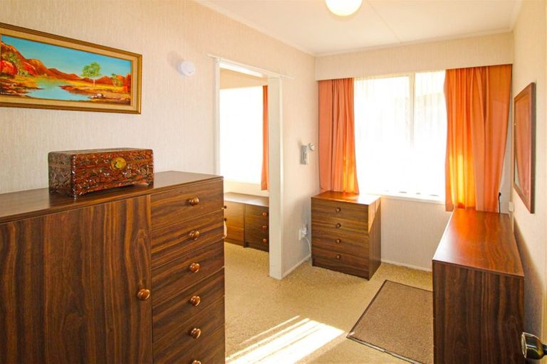 Photo of property in 39 Lowes Place, Solway, Masterton, 5810