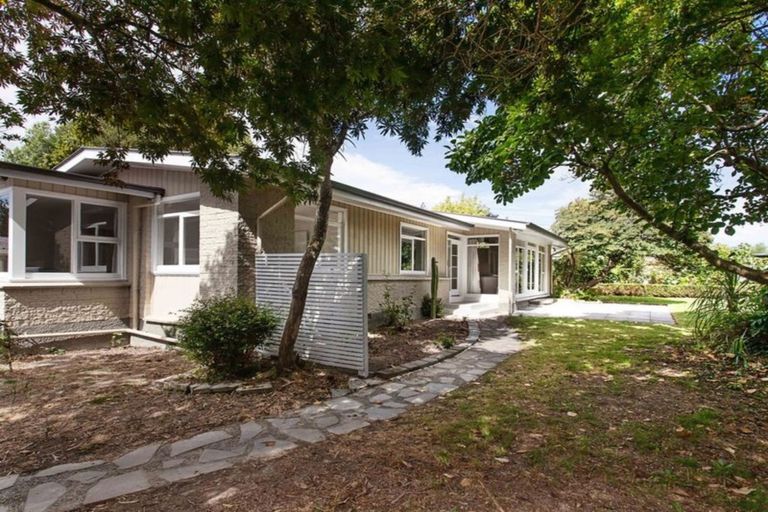 Photo of property in 11 Kingsgate Place, Burnside, Christchurch, 8053