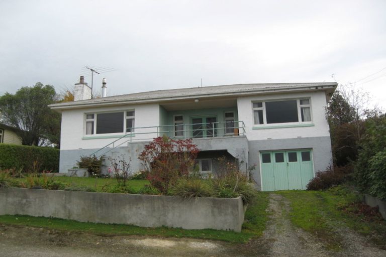 Photo of property in 8 Ross Street, Balclutha, 9230