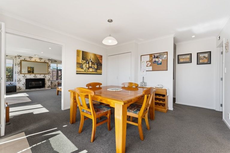 Photo of property in 53 Alberta Road, Glen Avon, New Plymouth, 4312