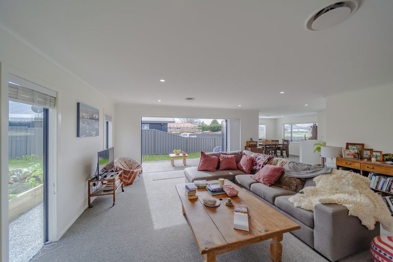 Photo of property in 1 Arabella Way, Waipukurau, 4200