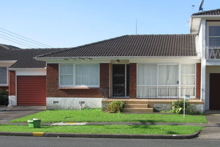 Photo of property in 2/78 Wintere Road, Papatoetoe, Auckland, 2025
