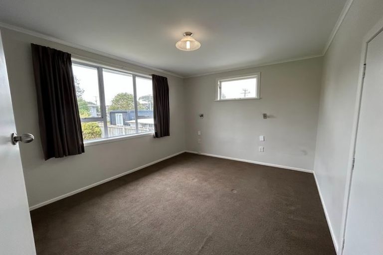 Photo of property in 2 Boon Street, Manurewa, Auckland, 2102