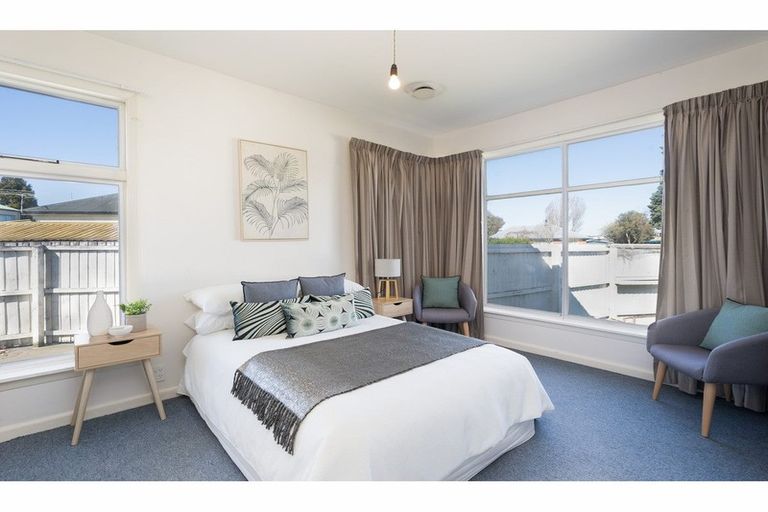 Photo of property in 12 Buchanans Road, Sockburn, Christchurch, 8042