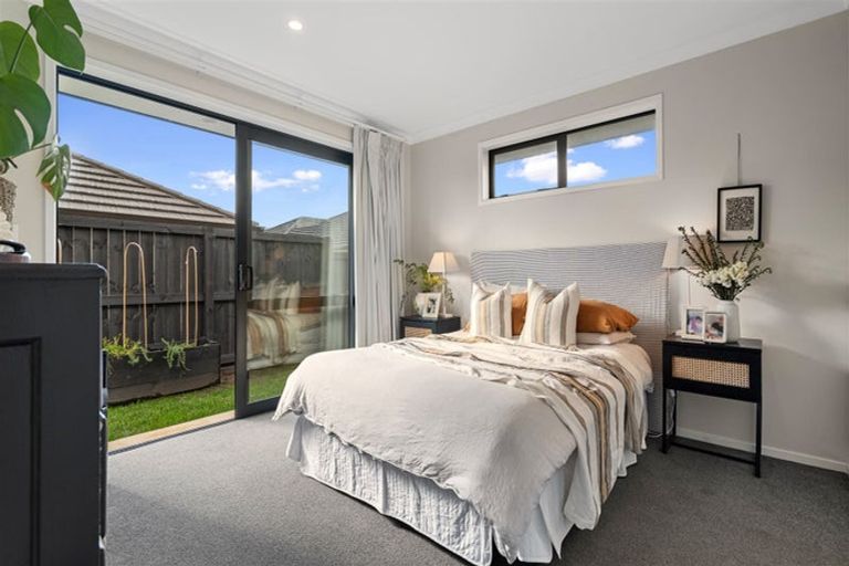 Photo of property in 8 Kaiora Drive, Papamoa Beach, Papamoa, 3118