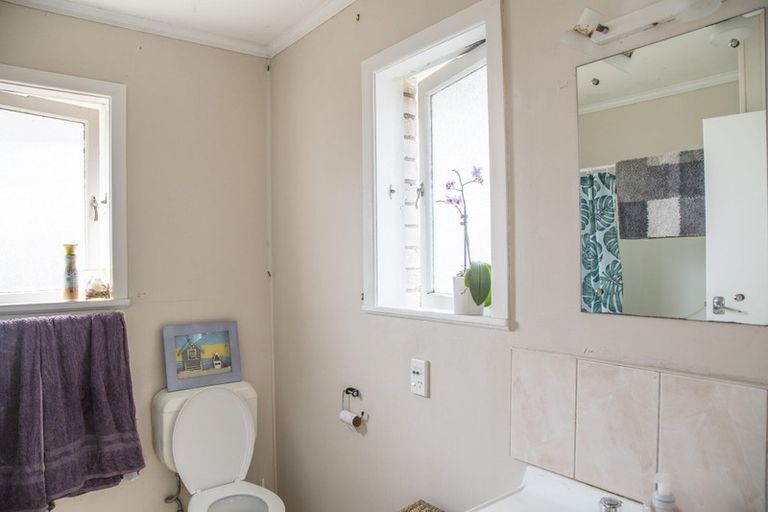 Photo of property in 55 Corunna Road, Milford, Auckland, 0620