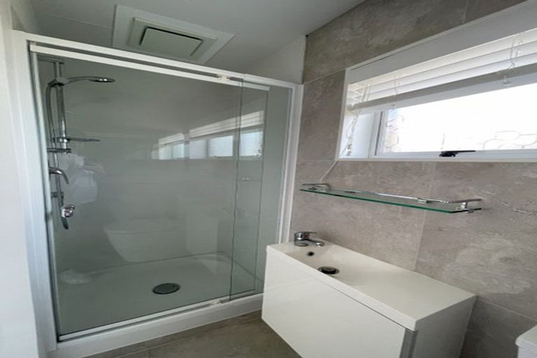 Photo of property in 18 Seaview Road, Ruakaka, 0116