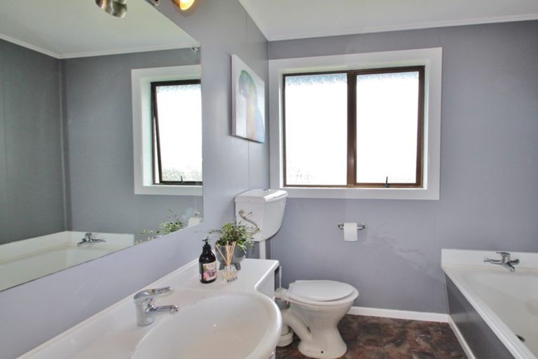 Photo of property in 56 Charlton Road, Gore, 9710