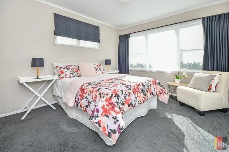 Photo of property in 431a Great South Road, Opaheke, Papakura, 2113