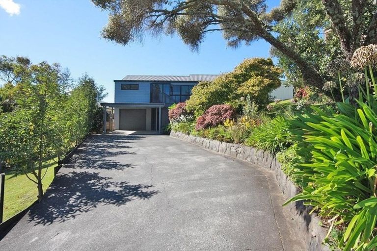 Photo of property in 130 Tirohanga Drive, Whangamata, 3620