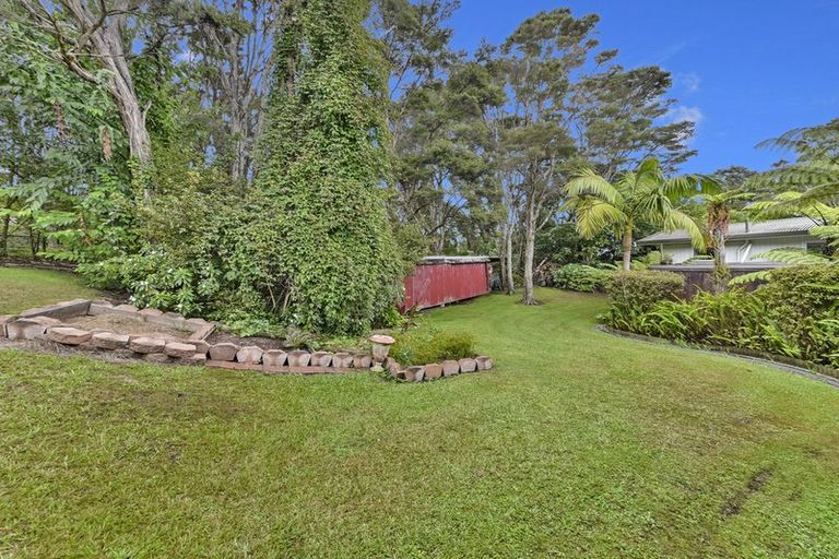 Photo of property in 283 Kaipara Road, Papakura, 2582