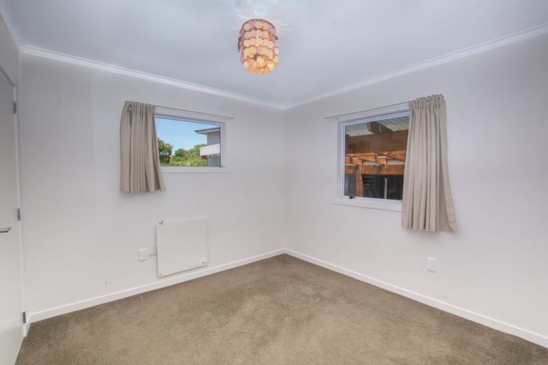 Photo of property in 36 Athenree Road, Athenree, Katikati, 3177