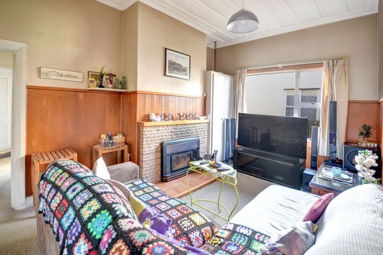 Photo of property in 43 Young Street, Saint Kilda, Dunedin, 9012