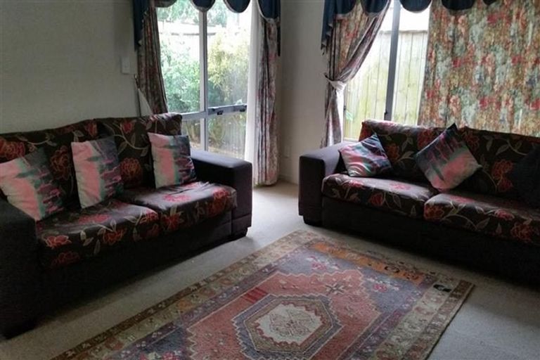 Photo of property in 404 Chapel Road, Flat Bush, Auckland, 2016