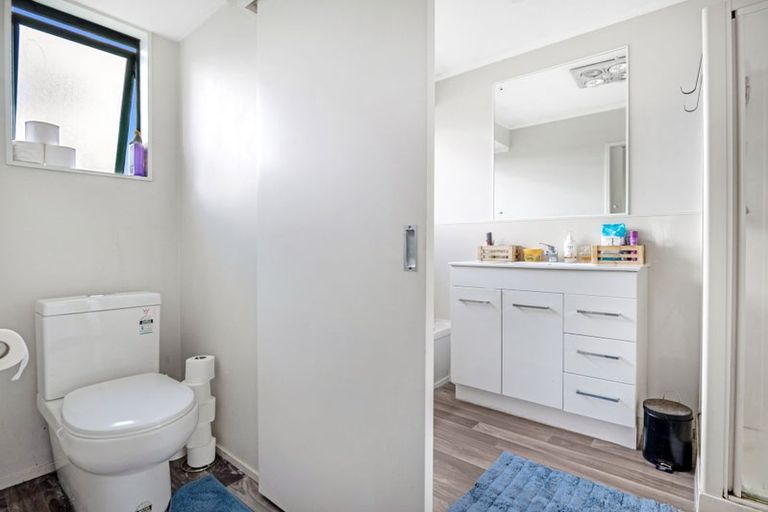 Photo of property in 27e Breckons Avenue, Nawton, Hamilton, 3200