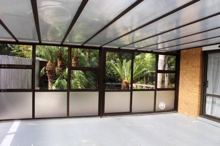 Photo of property in 46 St Annes Crescent, Wattle Downs, Auckland, 2103