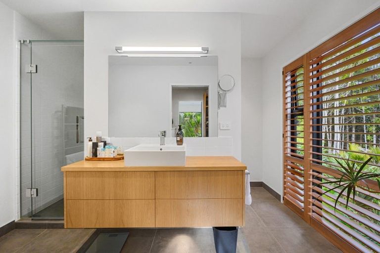 Photo of property in 551 Krippner Road, Puhoi, Silverdale, 0994