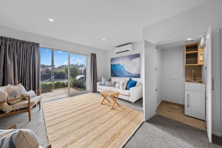Photo of property in 10 Sunshine Lane, New Brighton, Christchurch, 8083