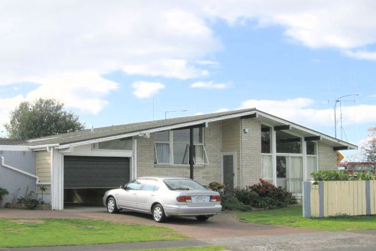 Photo of property in 1 Eversham Road, Mount Maunganui, 3116