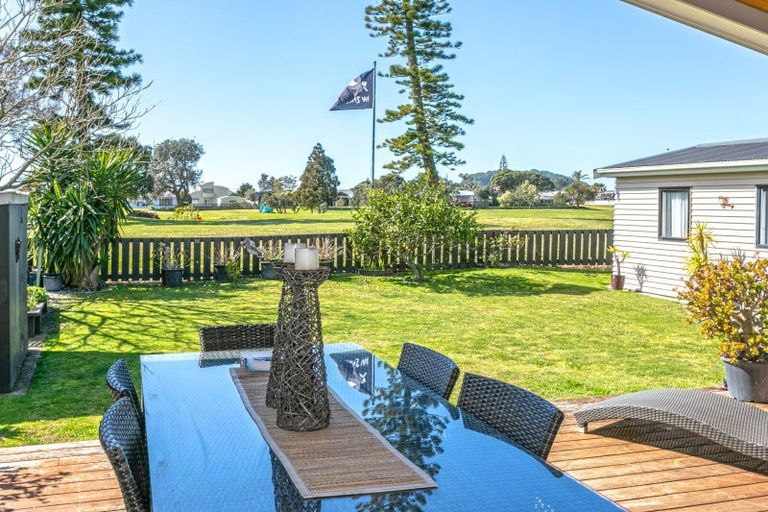 Photo of property in 104 Kiwi Road, Whangamata, 3620