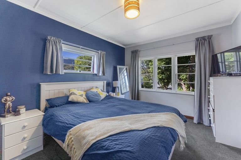 Photo of property in 7 Ranui Road, Stoke, Nelson, 7011