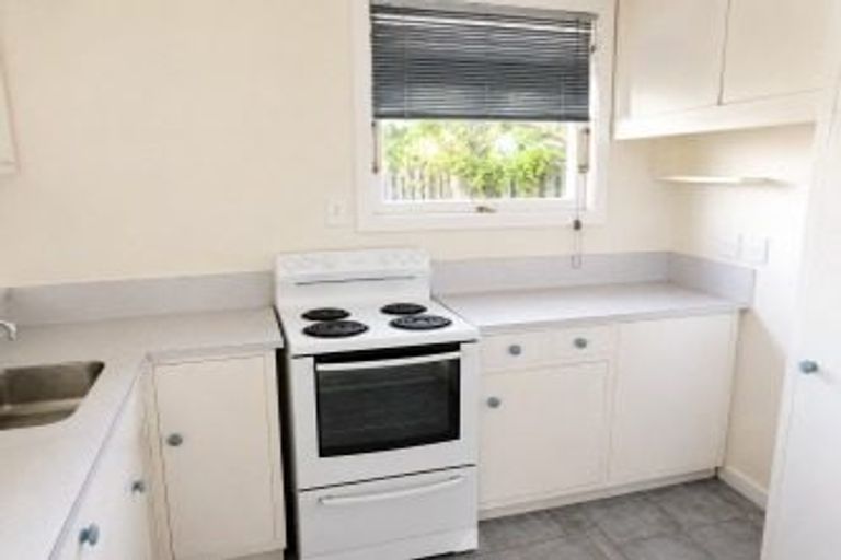 Photo of property in 1/11 Maidstone Road, Ilam, Christchurch, 8041