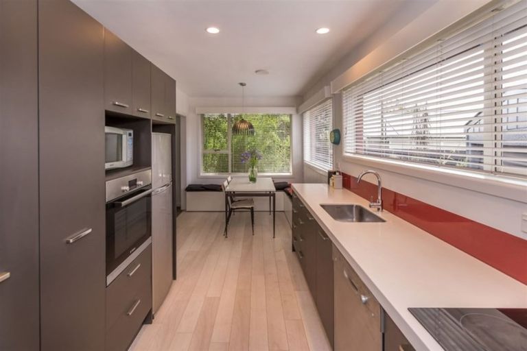 Photo of property in 24 Lansbury Avenue, Strowan, Christchurch, 8052