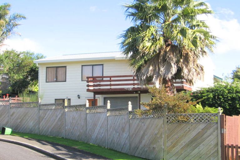 Photo of property in 5 Rochas Place, Clover Park, Auckland, 2019