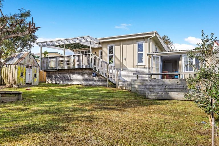 Photo of property in 12 Dawson Road, Snells Beach, 0920